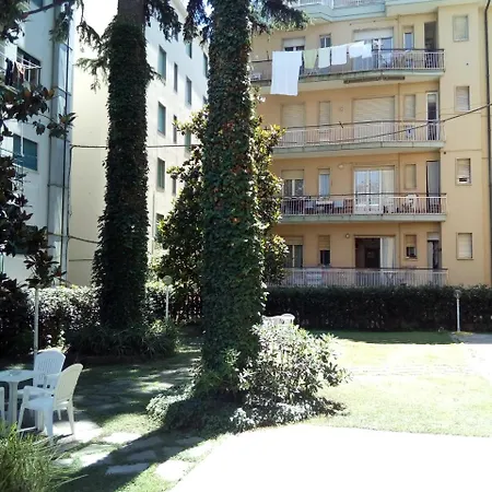 Ξενοδοχείο με διαμερίσματα Zurigo