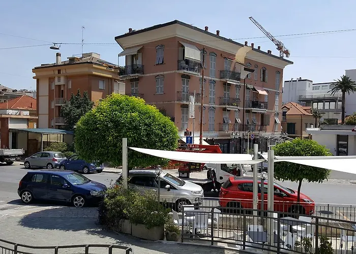 Lejlighedshotel Zurigo Alassio