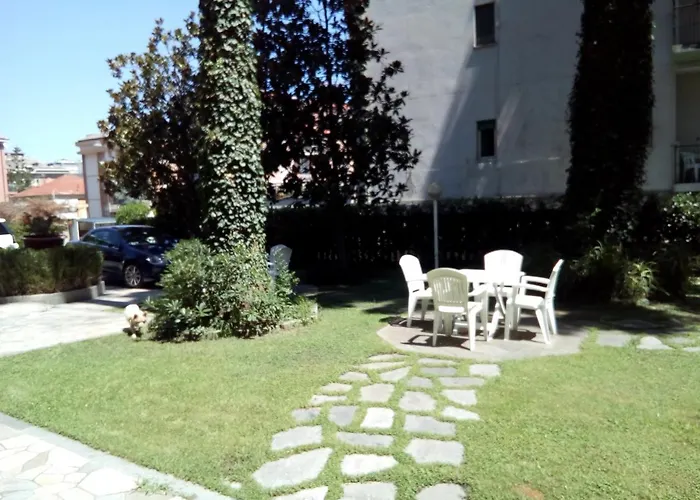 Zurigo Lejlighedshotel Alassio